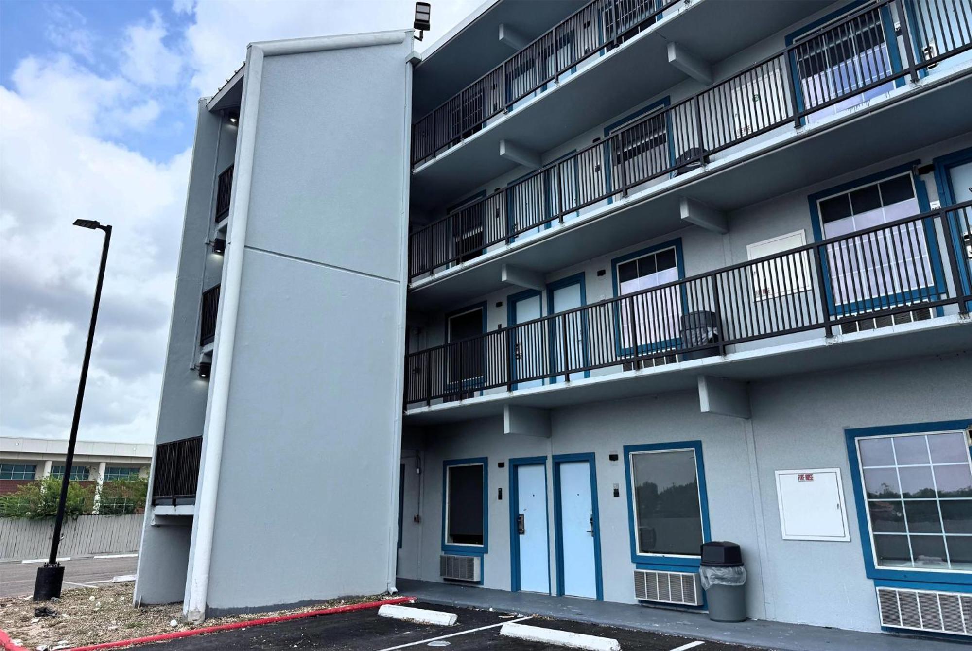 ホテル Baymont By Wyndham Corpus Christi Airport エクステリア 写真